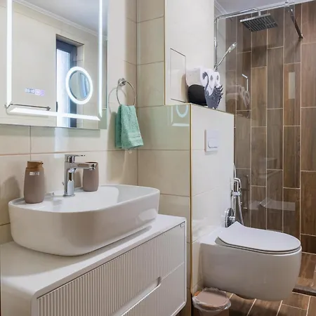 Artemida Apartament *